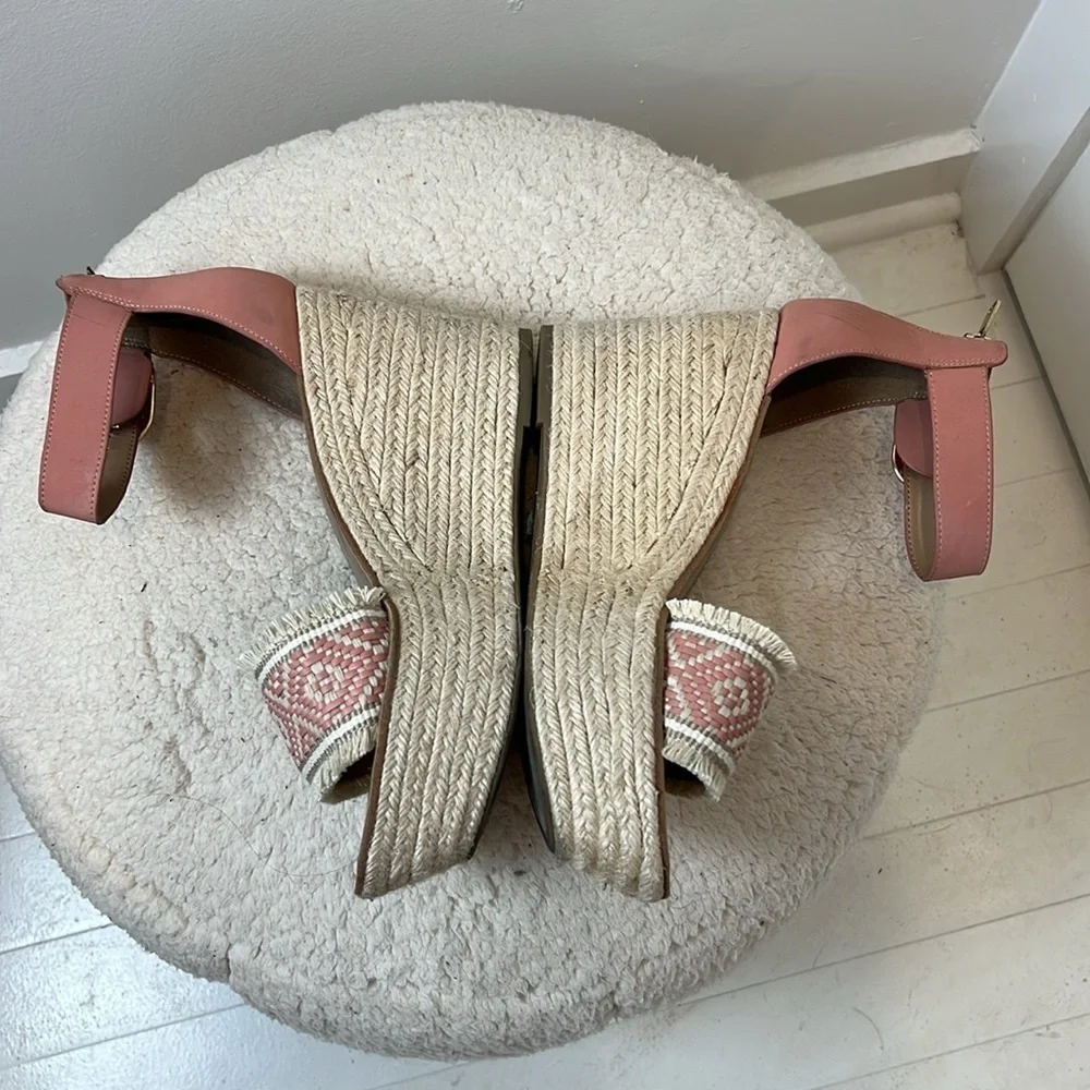 Tommy Hilfiger Pink and Tan Espadrille Wedge Sandals size 9.
